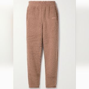 NWT skims teddy jogger sweatpants